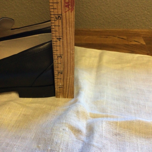 Cole Haan black leather penny loafers womens 8 1/2 B - Picture 5 of 5